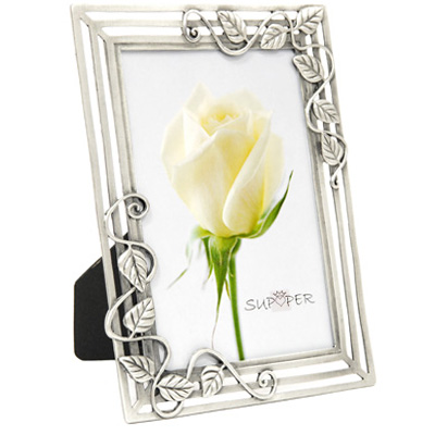 Фоторамка, металлическая, 10 см х 15 см HL0663-46С Фоторамка Uniteme Ltd 2010 г ; Упаковка: коробка инфо 3575i.